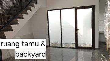 Gambar 3 Rumah multi fungsi 3kamar, 2 carport di tangsel