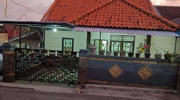 Gambar 1 Rumah Unfurnished Dua Lantai Jimbaran 