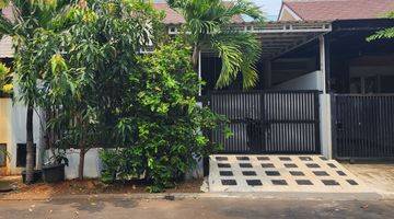 Gambar 1 Dijual Cepat Rumah Ifolia Harapan Indah, Jalan Lega, Depan Taman