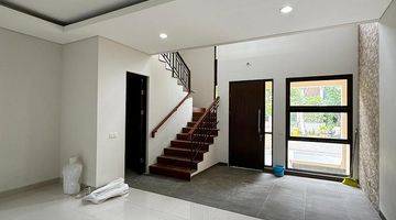 Gambar 2 Dijual Cepat Rumah Terawat di Cluster Mayfield Greenwich Bsd City