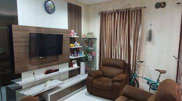 Gambar 4 Dijual Cepat Rumah 3 Lantai Cluster Whelford Greenwich Bsd City