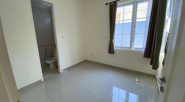 Gambar 4 Cluster Alicante Paramount Serpong, Gading serpong. Rumah rapi, plong