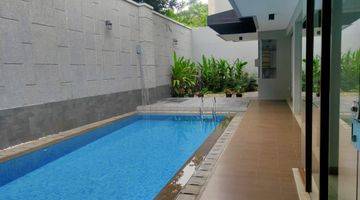 Gambar 2 Beautiful House With Private Pool In Pejaten Barat, Kemang