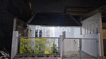 Gambar 3 Rumah di Simpang Darmo Permai Selatan Surabaya Dekat Pakuwon Mall