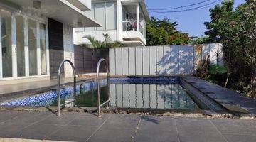 Gambar 1 Rumah Super Murah Ada Private Pool di Townhouse Jagakarsa