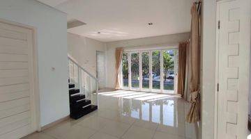 Gambar 4 Rumah Super Murah Ada Private Pool di Townhouse Jagakarsa