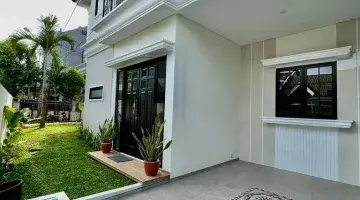 Gambar 2 Rumah Baru 2 lantai, model Modern Klasik di BSD