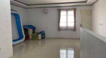 Gambar 2 Dijual Rumah Cantik Full Renovasi Di Green Ara Cluster Balsa