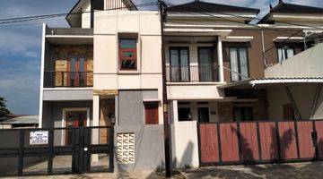 Gambar 3 Rumah Cantique, Lux, 2 lantai, Harga Trjangkau, Bojongsari, Depok