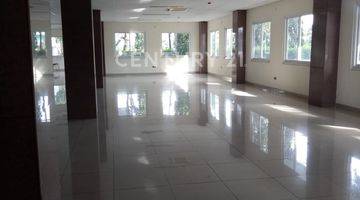 Gambar 2 Dijual Gedung 6.5 Lantai Full Granite Cikini Jakarta Pusat 