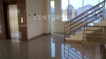 Gambar 5 Dijual Gedung 6.5 Lantai Full Granite Cikini Jakarta Pusat 