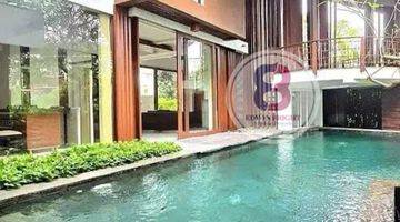 Gambar 1 Rumah Mewah Nuansa Villa Tropis Resort Di Kebayoran Residence