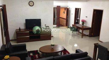 Gambar 2 Rumah 2 Lantai Bagus Furnished di Cipedes Sayap Pasteur, Bandung