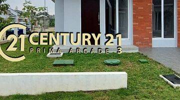 tampak depan rumah hook depan taman u