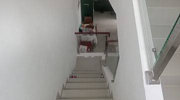 Gambar 2 Dijual Rumah Orchard Park Tanah 228m² Posisi Hook Full Renovasi Dekat Top 100 Batam Centre