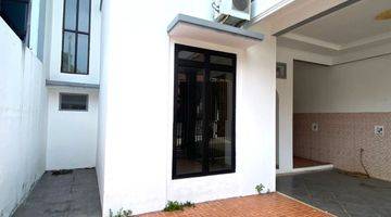 Gambar 2 Rumah 2,25lt Luas 8x20 160m Type 4KT Metland Menteng Cakung 