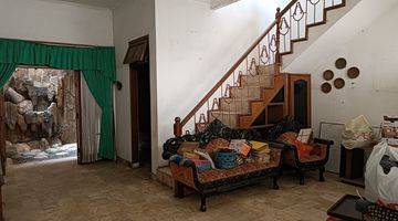 ruang tamu dijual rumah kota depok perumahan