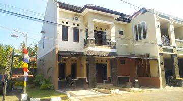 Gambar 1 Rumah 2 Lantai Dalam Perum Royale Village Nogotirto Gamping Sleman 