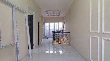 Gambar 5 Rumah Full Furnish Dalam Cluster  Pinggir Jalan Di Jagakarsa