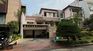 Gambar 4 Rumah 3 Lantai Bagus Semi Furnished HGB di Crown Residence Phg, Tangerang