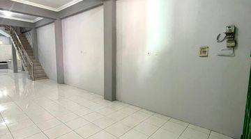 Gambar 3 Rumah Bgus 2 Lntai Cocok Utk Tmpat Usahs Dan Tmpat Tinggal 