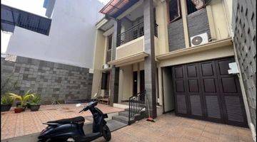 Gambar 2 Dijual Rumah Bagus 2 Lt di Kebon Jeruk Jakarta Barat