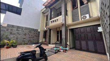 Gambar 1 Dijual Rumah Bagus 2 Lt di Kebon Jeruk Jakarta Barat