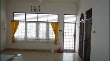 ruang tamu dijual rumah bagus 3 lt