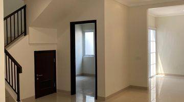 Gambar 2 Dijual Rumah Baru 2 Lantai Di Savia Park Bsd City