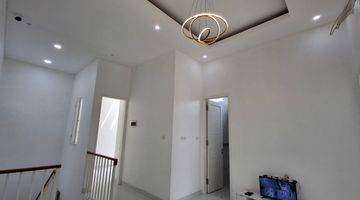 Gambar 3 Dijual Rumah Baru Cantik 2 Lantai Di Kencana Loka Bsd