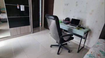 Gambar 3 Rumah 2 Lantai Bagus di Casa Jardin, Semi Furnished