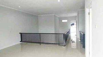 Gambar 5 Rumah Siap Huni 2 Lantai Semi Furnished SHM di Pondok Kelapa Duren Sawit