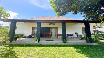 Gambar 2 Beautiful Newly Renovated House Close To Saba Beach For Sale Fully Furnished