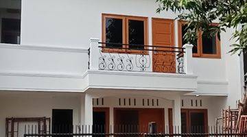 tampak depan rumah siap huni bagus dan