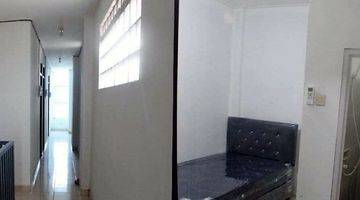 kamar tidur rumah kost bagus rapih siap