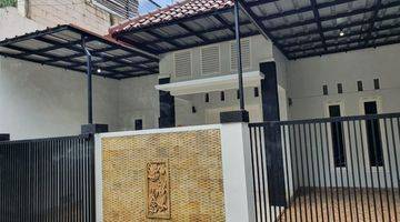 tampak depan dijual cepat rumah siap huni