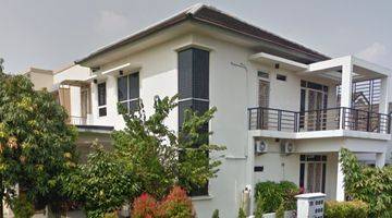 tampak depan dijual rumah hook siap huni