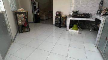 dapur rumah kos 2 lantai kembaran