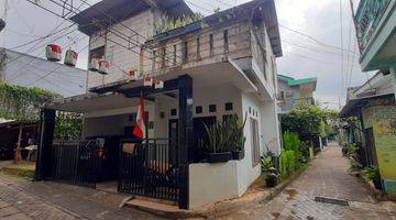 Gambar 1 Dijual Rumah 2 Lantai di Peninggilan Ciledug 