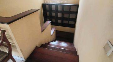 Gambar 3 Rumah Cantik 2 Lantai Semi Furnished Siap Huni Di BSD Ra14671