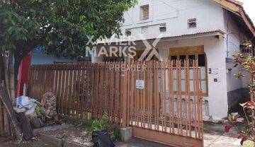 Rumah di Jl Ade Irma Suryani Malang Dekat Pasar Besar