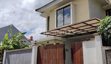 RUMAH MEWAH BARU SIAP HUNI DEKAT KAMPUS UGM DAN UII DI MONJALI 