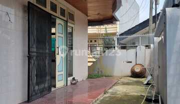Disewakan Rumah 2 Lantai Taman Kartini, Margahayu, Bekasi Timur