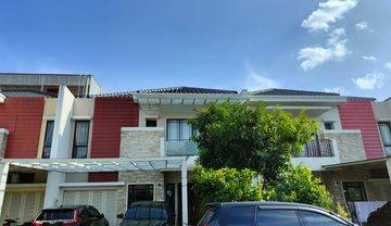 Dijual Rumah mewah full renovasi di Greenlake Cuty, Cipondoh, Tangerang