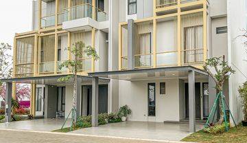 Rumah Mewah 3 Lantai Lokasi Strategis Di Kawasan Serpong Bsd City