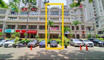 Ruko 4 lantai Central Park kondisi rapi siap pakai