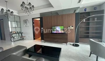 For Rent Apartemen The Peak Sudirman, Jakarta Selatan - 3 bedroom Furnished at Middle Floor