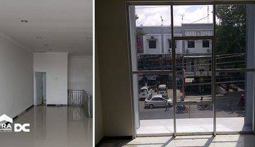 Ruko strategis tengah kota Semarang siap pakai dekat kampus Undip dekat pintu tol dijual di Ngesrep timur Tembalang Semarang Selatan