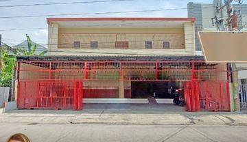 Ruko tengah kota Semarang dekat tol gayamsari dekat kampus USM dijual di Supriyadi Gayamsari Semarang tengah