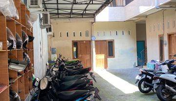 Dijual 2 Bangunan Kost 28 Kamar Plus Ruko Gamping, Sleman, Jogja